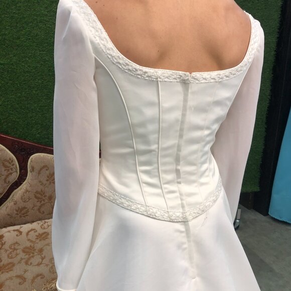 Bridgerton Wedding Dress, BELL LONG SLEEVE, Square Scoop Neck, Aline Ballgown - Picture 11 of 15